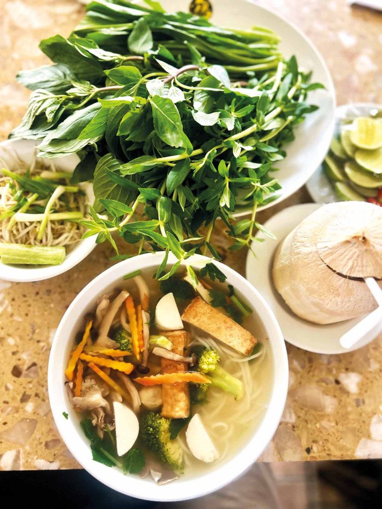 Sıradışı kahvaltıların ve aromatik otların ülkesi