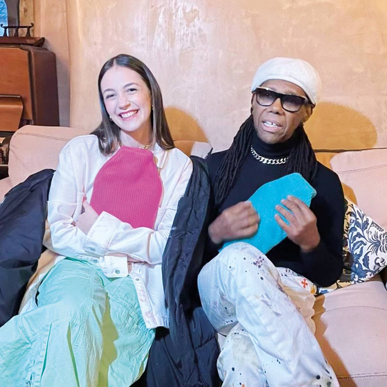 İnji: Müziklerim yurtdışında gayet de tutuyor