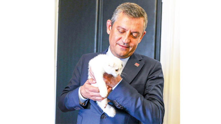 ‘Şero’ gitti ‘Zafer’ nöbette