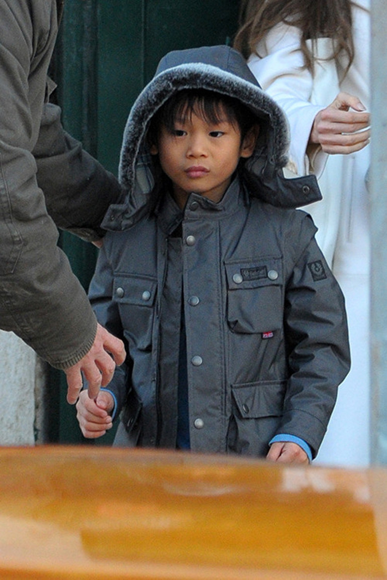 Çocukları arasında ayırım yapıyor demişlerdi: Bu kez öz çocuklarını evde bıraktı