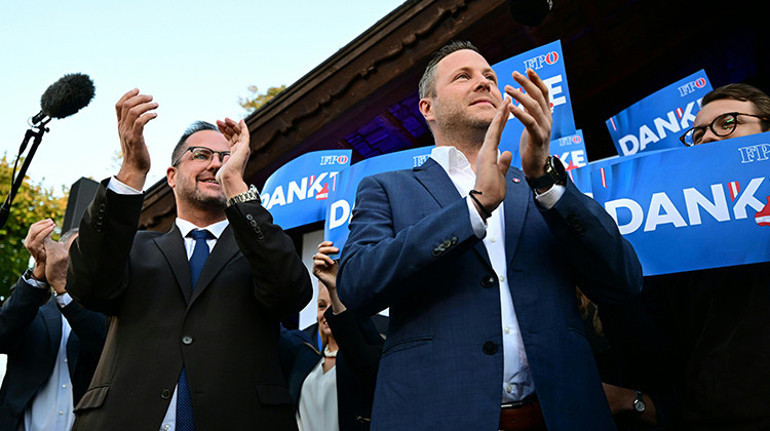 Avusturya’da seçimin galibi aşırı sağcılar