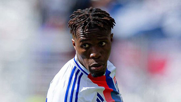 Lyonda Wilfried Zaha krizi Maç kadrosuna alınmadı...