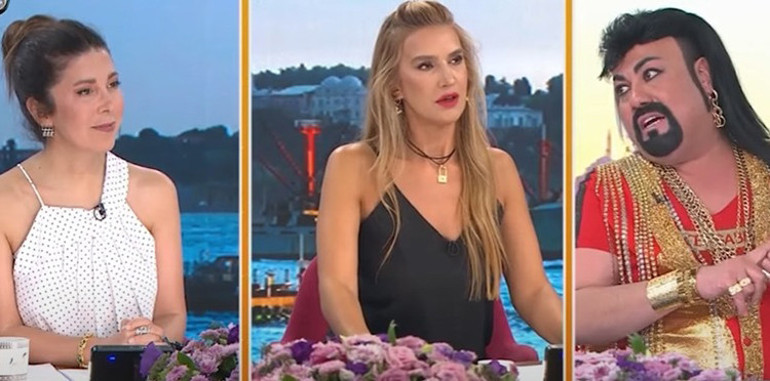 Ünlü şarkıcı Balatta dört katlı bina yaptırdı