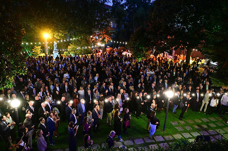 Kutlamaların merkezi Schwerin