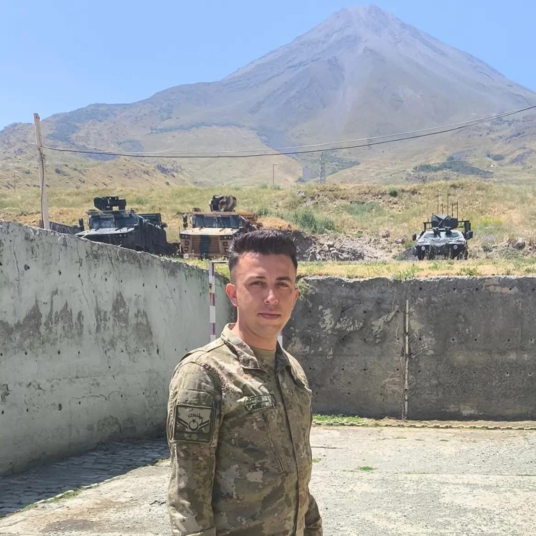 Cumhurbaşkanı Erdoğandan şehit asker Burak Genişin ailesine başsağlığı mesajı