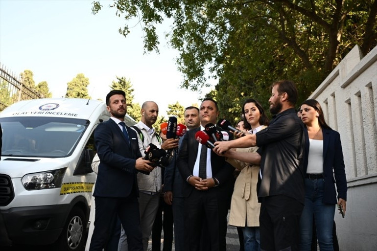 Cem Garipoğlunun mezarı açıldı... Dikkat çeken kefen detayı Rezan Epözdemir: Bu durum beni rahatsız etti