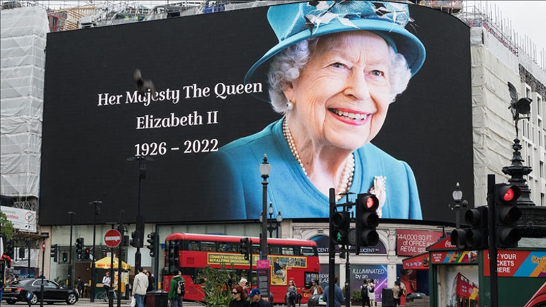 Eski İngiltere Başbakanı Boris Johnsondan Kraliçe II. Elizabeth iddiası