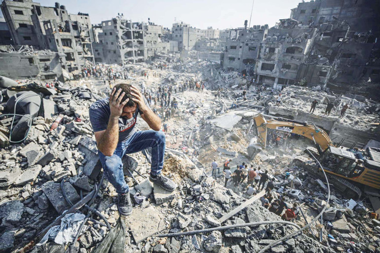 Dünya bir yıldır soykırımı izliyor... Gazze’de katliam yıkım tehcir