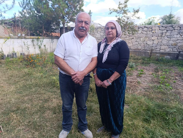 Aile dostundan kan donduran kötülük Şehir dışından gelince ölümden döndüler... Kamera görüntülerini izleyince şok oldular