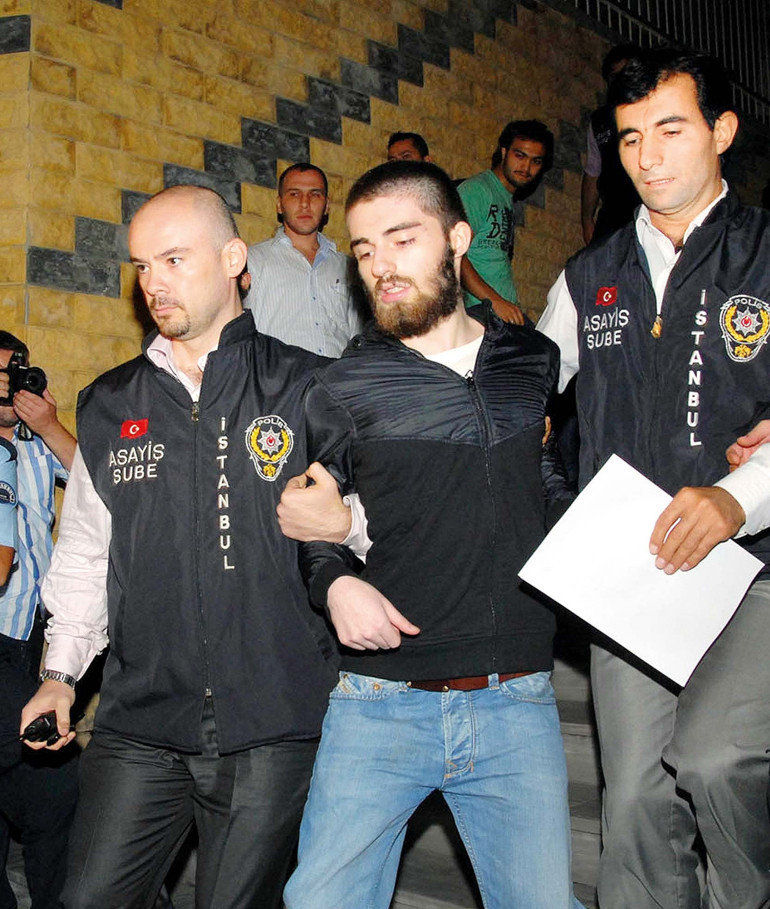 Mezardaki şüphe giderildi... Kemikler Cem Garipoğlu’na ait çıktı
