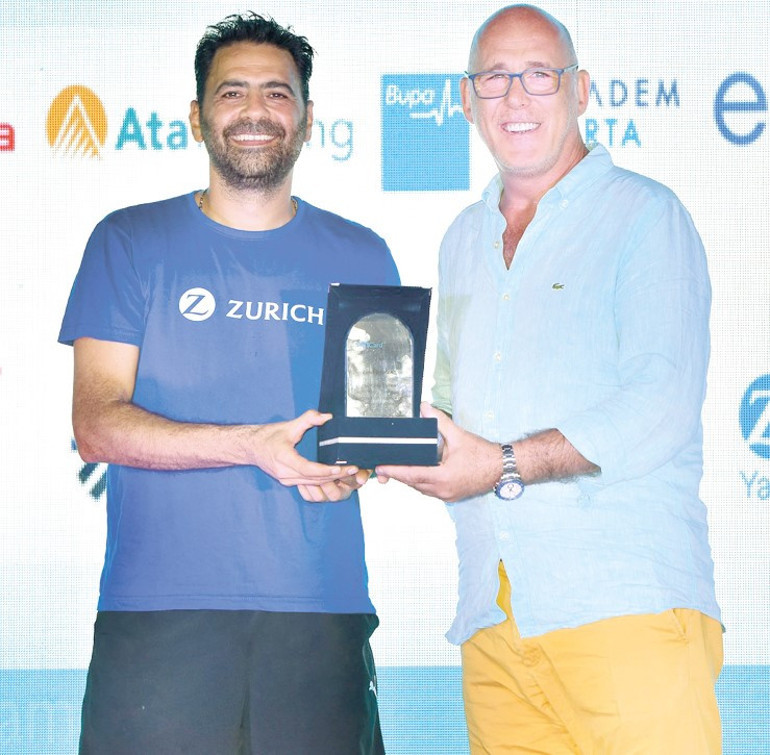 Paris’e yıldız yağmuru