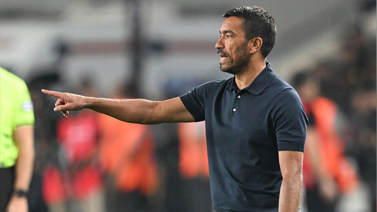 Giovanni van Bronckhorst içini döktü Galatasaray, Fenerbahçe, Semih Kılıçsoy... | Yine olsa ilk 11e yazmam | Okan Buruk ve Jose Mourinho...