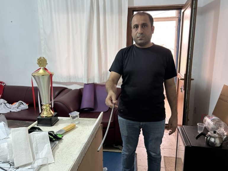 Futbolcular neye uğradığını şaşırdı: Ligin başlamasına 1 gün kala lisansları çalındı