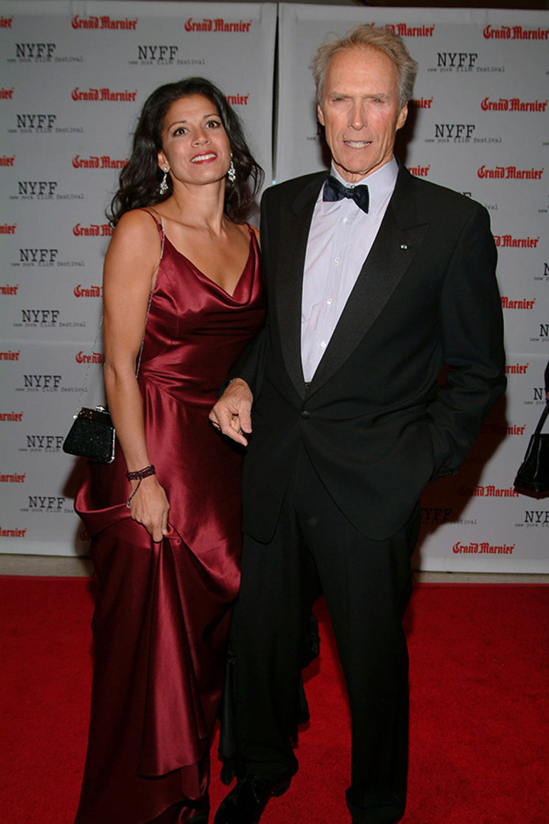 En büyük acıyı ve mutluluğu peş peşe yaşadı… Efsane oyuncunun torun sevinci