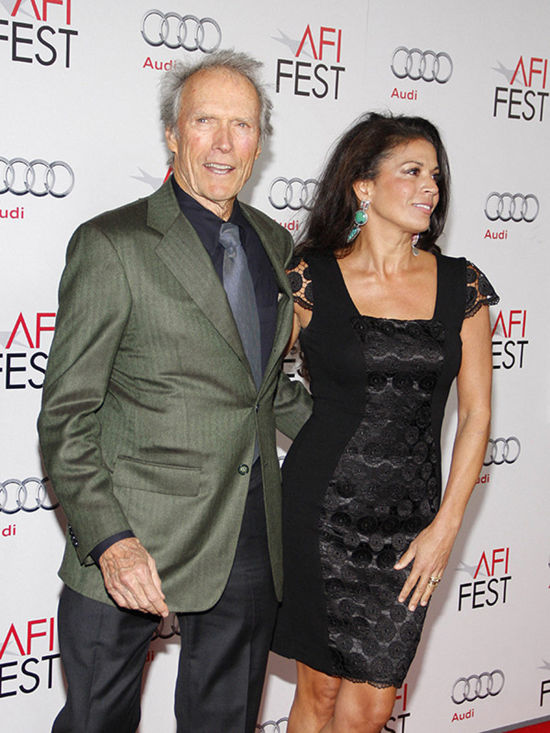 En büyük acıyı ve mutluluğu peş peşe yaşadı… Efsane oyuncunun torun sevinci