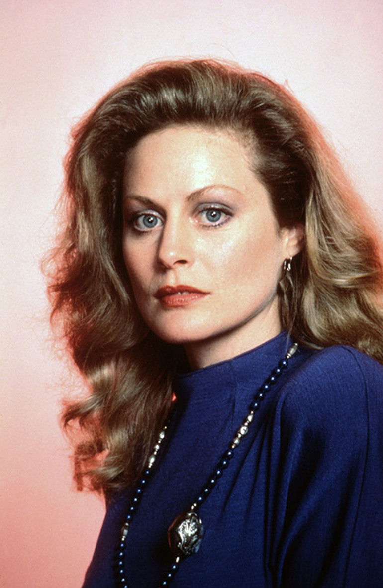 Efsane oyuncu kendine verdiği sözden dönmedi: Evlilik acılar trenine binmek gibi... Ben bekâr öleceğim