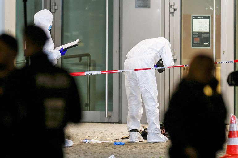 Sinemayı yakamadan yakalandı