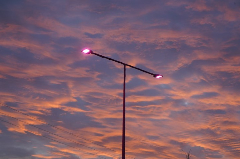 Bursada sokak lambaları pembe renk yandı: Amaç toplumsal farkındalık