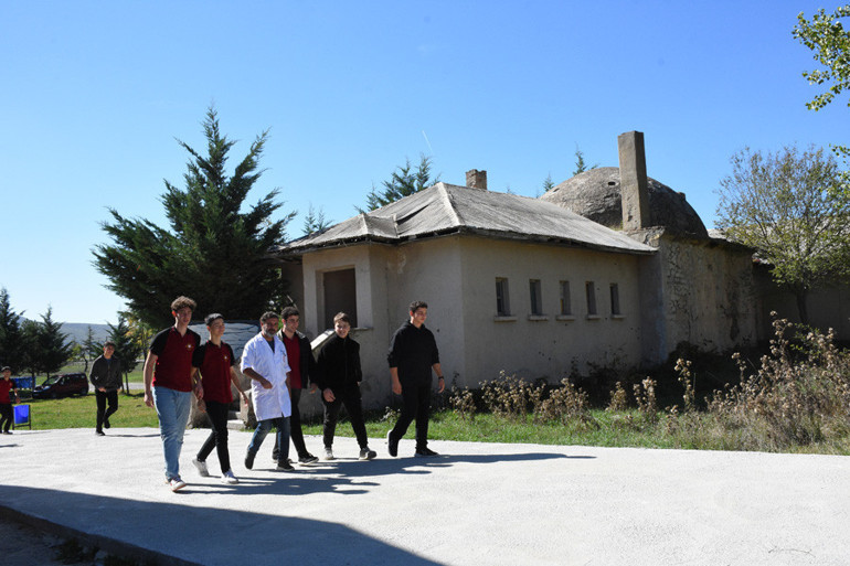 Müze gibi lise