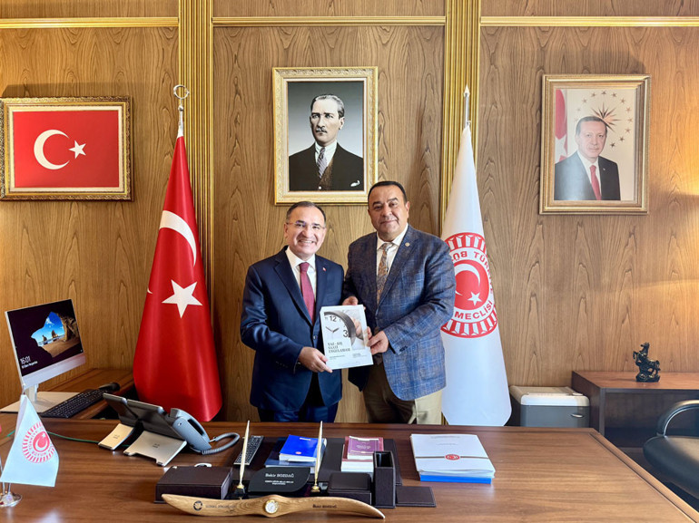 Beker’den yaz saati raporu