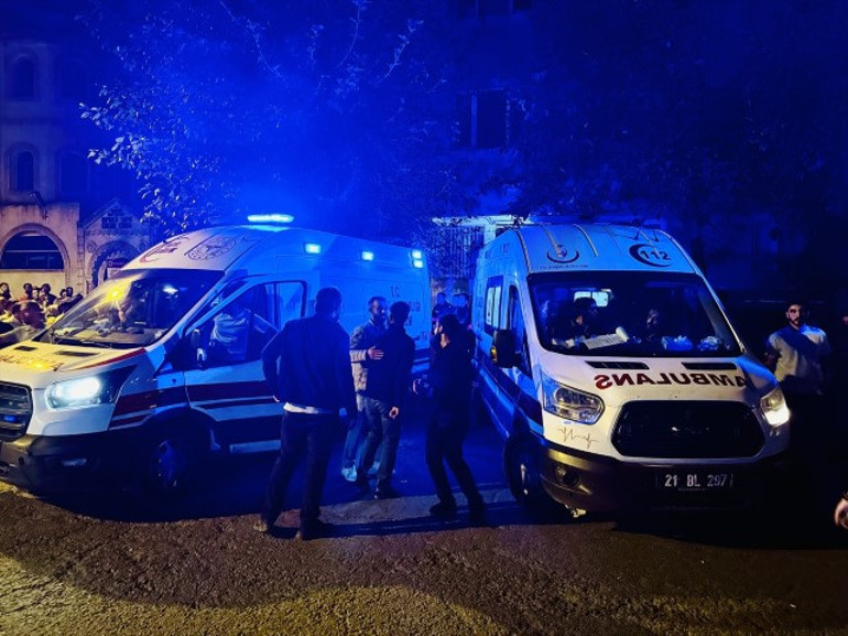 Gelin ve damadın aileleri birbirine girdi: Damat ve akrabası hayatını kaybetti