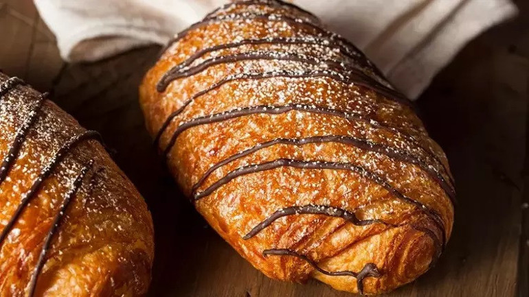 MASTERCHEF KRUVASAN (CROİSSANT)TARİFİ : Kruvasan İtalyan mı Fransız mı Orjinal kruvasan nasıl yapılır, malzemeleri neler