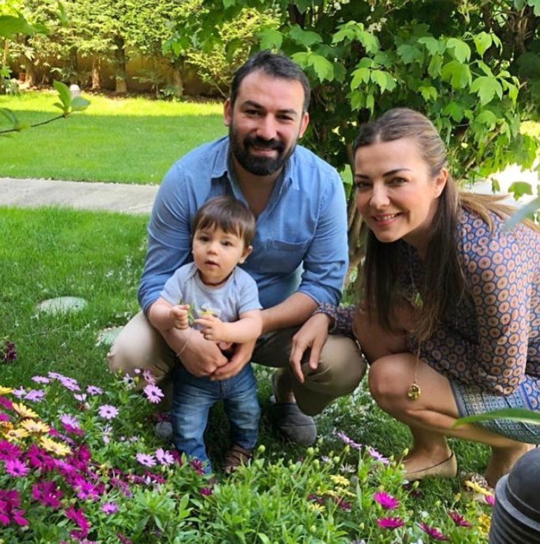 Ünlü oyuncunun çiftlik hayatı... Dede oldum