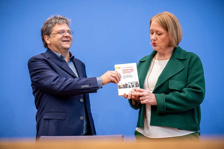 Gençler savaştan korkuyor