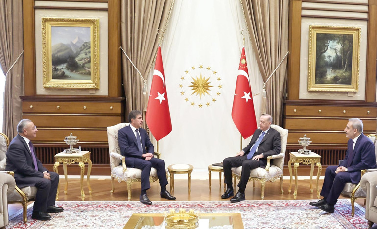 Barzani’yle kritik Ankara trafiği