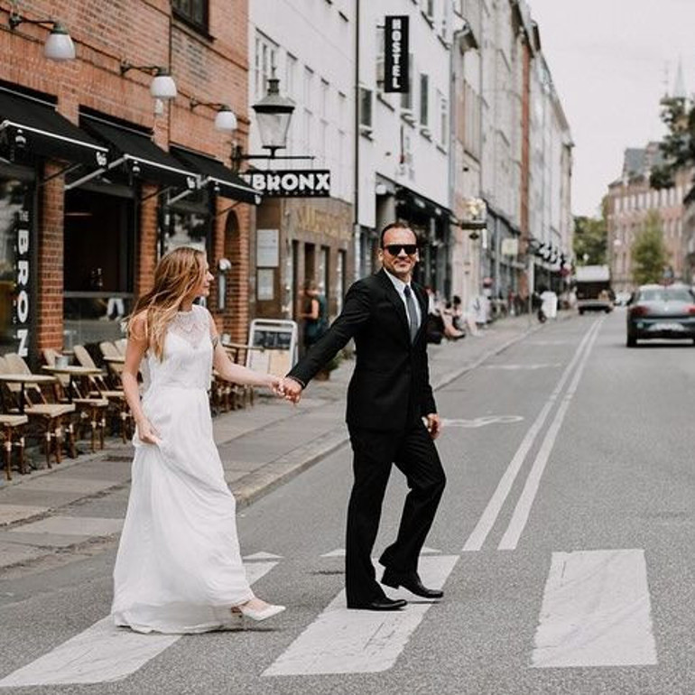 Yeni yıla evli girelim diye bugün evlenmiştik