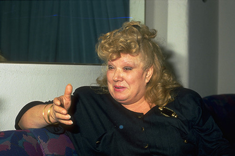 Bir gün Beyoğlunda yürürken keşfedilmişti... Artistlik yapamam dedi ama Yeşilçamın yıldızı oldu