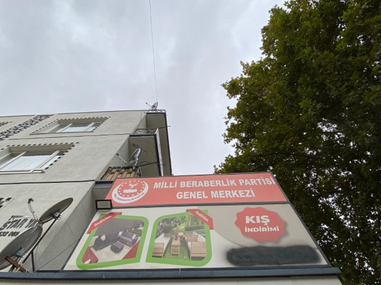 Milli Beraberlik Partisi Genel Merkezine uyuşturucu baskını: 7 gözaltı