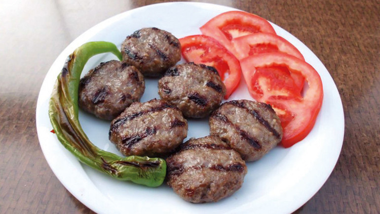 Bu halk savunma sanayisine omuz verir