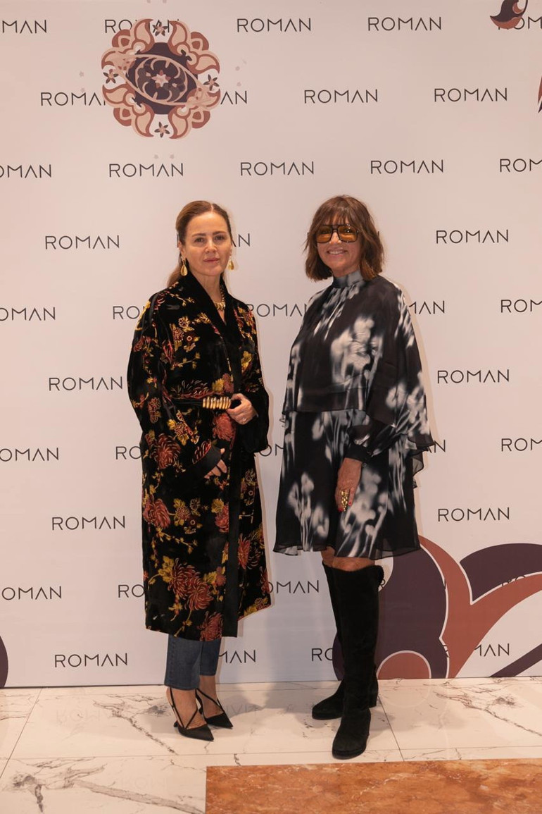 Yeni koleksiyona ilgi yoğun oldu