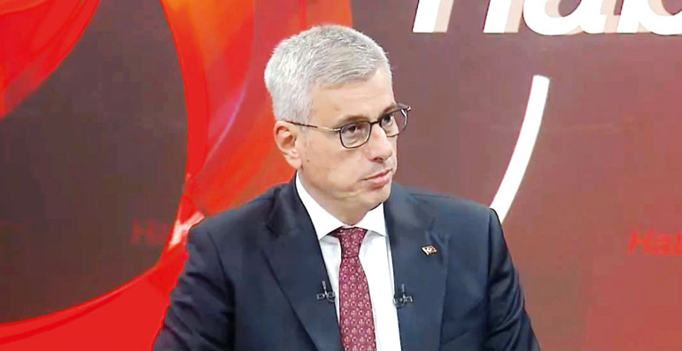 Sağlık Bakanı Kemal Memişoğlu tam zamanında çıktı ve konuştu