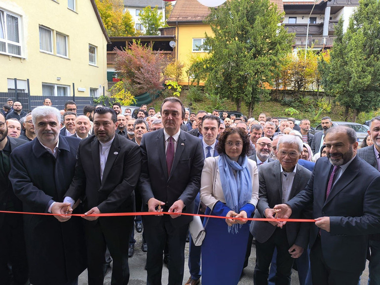 Neuhaus’ta Türk-Alman Dayanışması: DİTİB ofisi açıldı