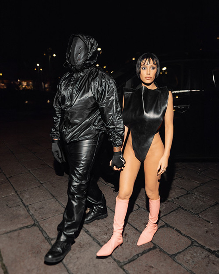 El ele tutuştuk ama hiç gerçek anlamda sevgili olmadık demişti... Yaşamaz olaydım o ilişkiyi.. Beni piyon gibi kullandı