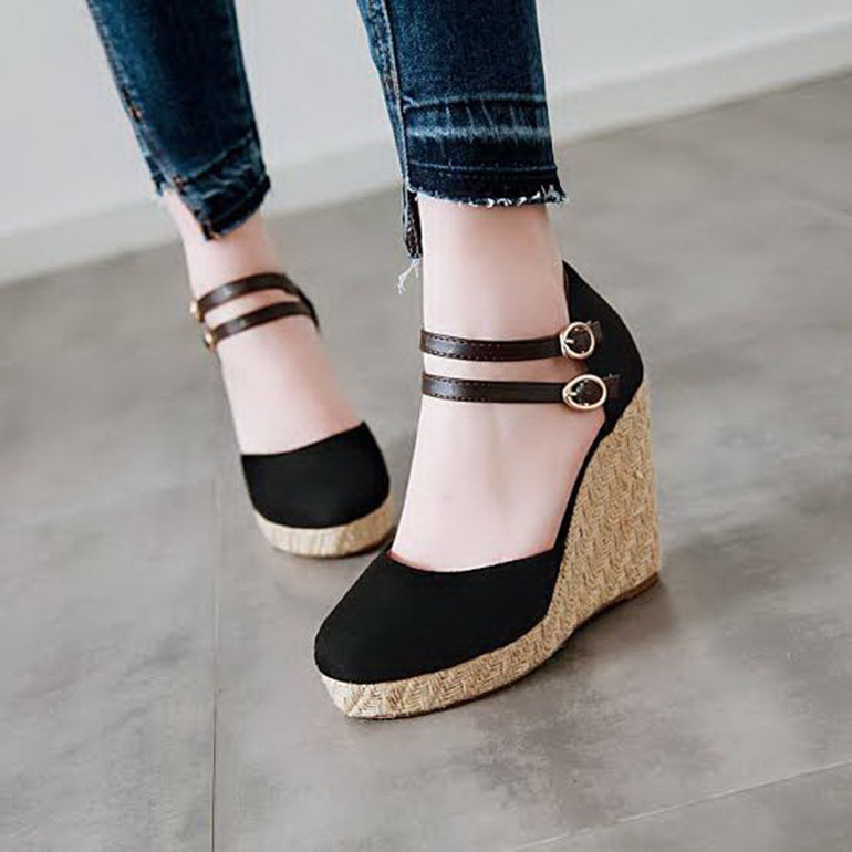 Sezonun öne çıkan çanta ve ayakkabıları