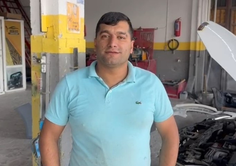 Sanayi sitesinde şaşkına çeviren olay: Karga kaputun üzerinden anahtarı alıp kaçtı