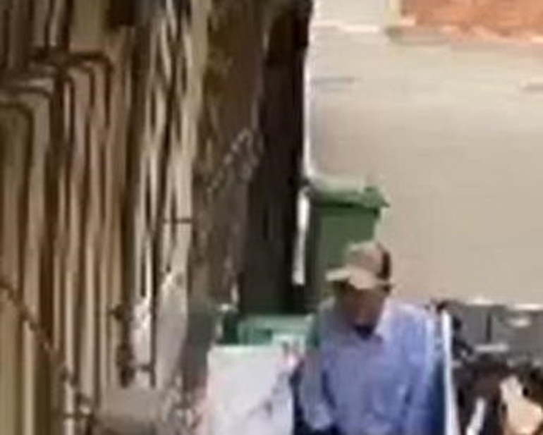 Penceredeki kız çocuğuna taciz: İğrenç olay kamerada