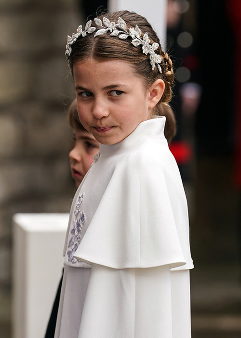 Gerçek bir prenses olarak doğdu.... Ama babası tahta çıktığında unvanı da elinden uçup gidecek