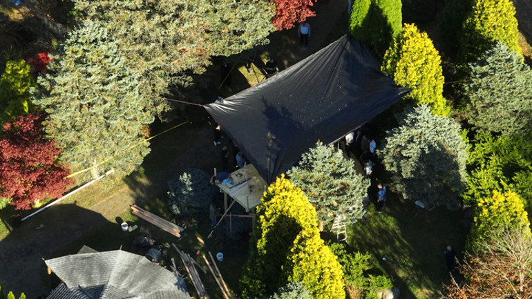 FETÖ elebaşı Fetullah Gülenin cenazesine QR kodla girildi... CNN Türke engelleme