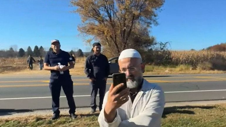 FETÖ elebaşı Fetullah Gülenin cenazesine QR kodla girildi... CNN Türke engelleme