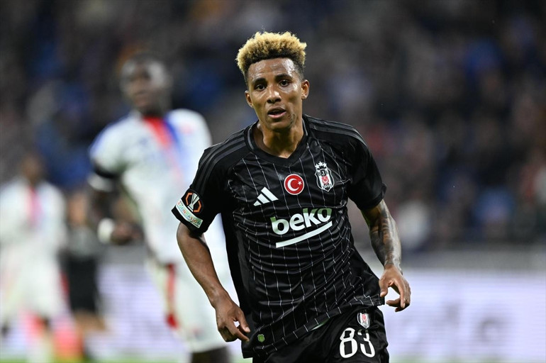 Lyon - Beşiktaş maçının iki kahramanı: Ersin Destanoğlu kalesinde devleşti, Gedson Fernandes gollerine devam etti