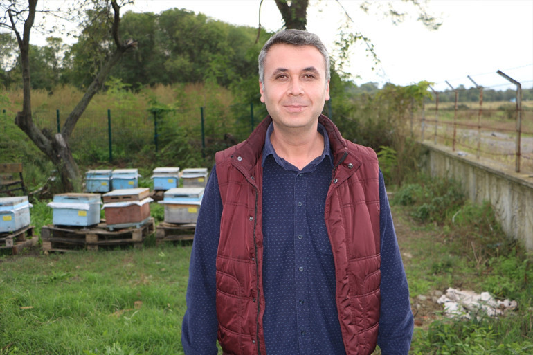Öğrenciler kendi arılarıyla bal üretiyor
