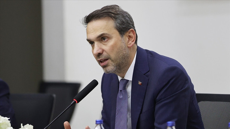 Enerji ve Tabii Kaynaklar Bakanı Alparslan Bayraktar, duyurdu: Türkiye, Somalide karada da petrol ve doğal gaz arayacak