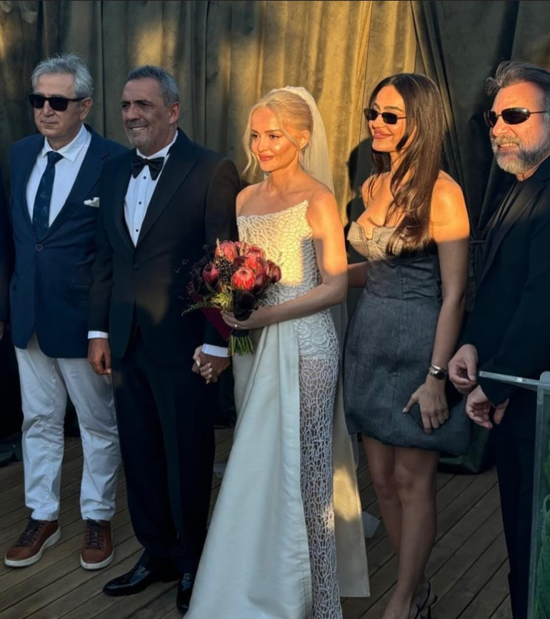 3 yıllık aşkta mutlu son ‘Öylesine güzel seviyorum seni’