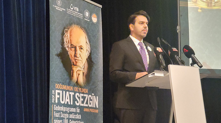 Ömrünü İslam bilim tarihine adayan Fuat Sezgin 100. yılında anıldı