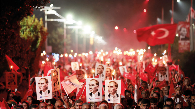 Bir asırı devirdik... Türkiye Cumhuriyeti 101 yaşında