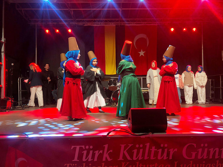 ‘Türklerin Birliği’ coşkuyla kutlandı